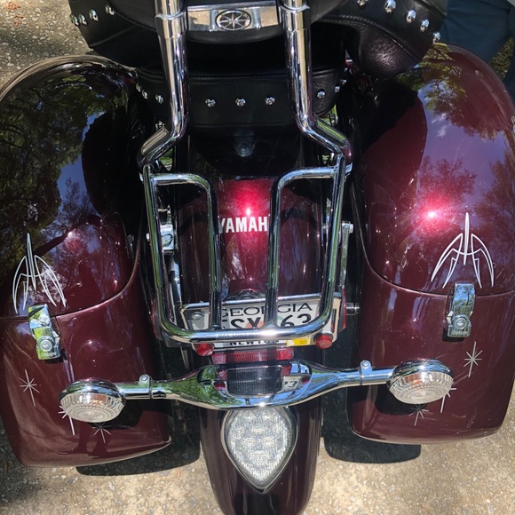 2005 xv17A - Picture 3 of 6